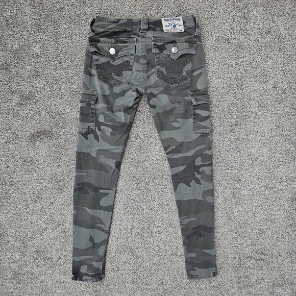 True Religion Camo Cargo Pants Utility Leggings Green Pockets Stretch Womens 24 - Picture 15 of 16